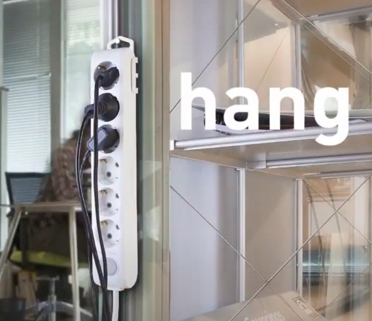 Steckdosenleiste_mit_Aufhaengung_39-849-00350_B04